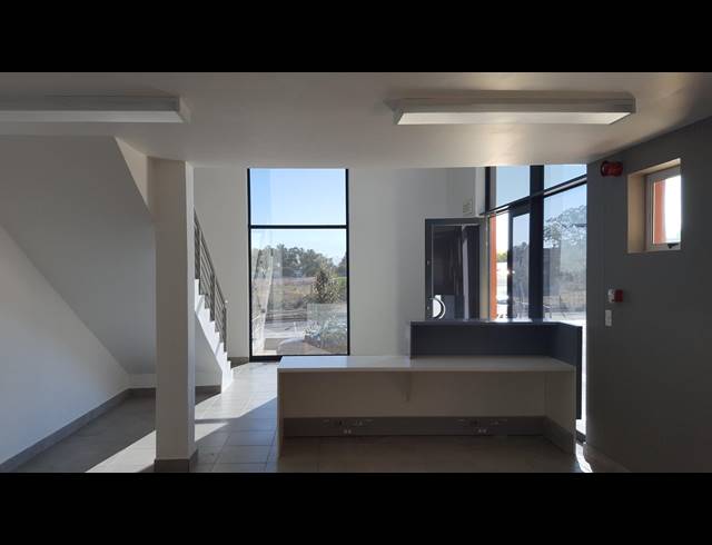 1,436M² WAREHOUSE TO LET IN BRACKENFELL CENTRAL